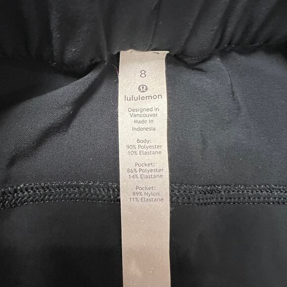 Lululemon On The Fly Pant Woven 28" WOMENS 8 Black Joggers Travel Pockets EUC - Picture 4 of 12